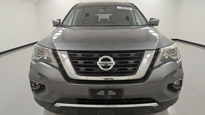Nissan Pathfinder S 2018