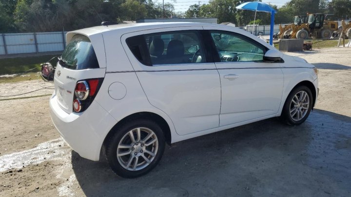 Chevrolet Sonic LT 2015