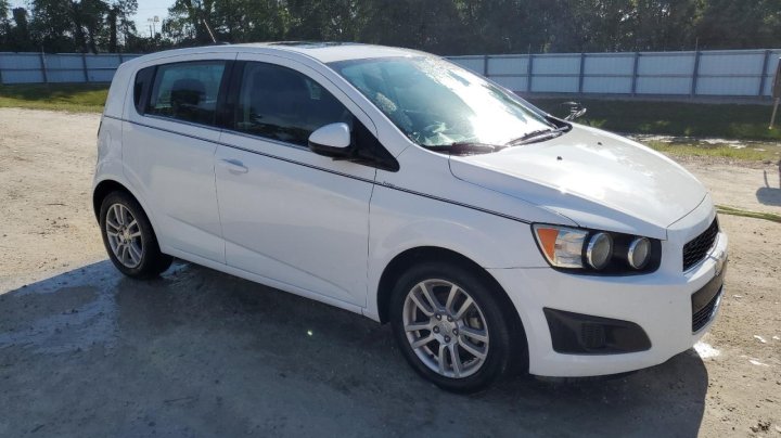 Chevrolet Sonic LT 2015