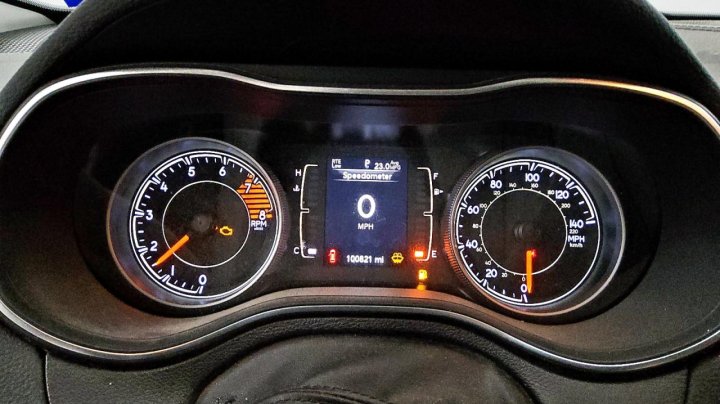 JEEP Cherokee LATITUDE 2019
