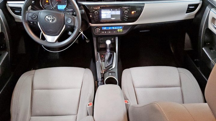 Toyota Corolla L 2016