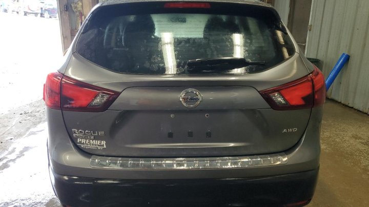 Nissan Rogue Sport S 2019