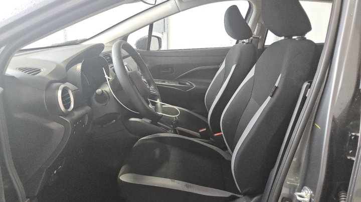 Nissan Versa S 2025
