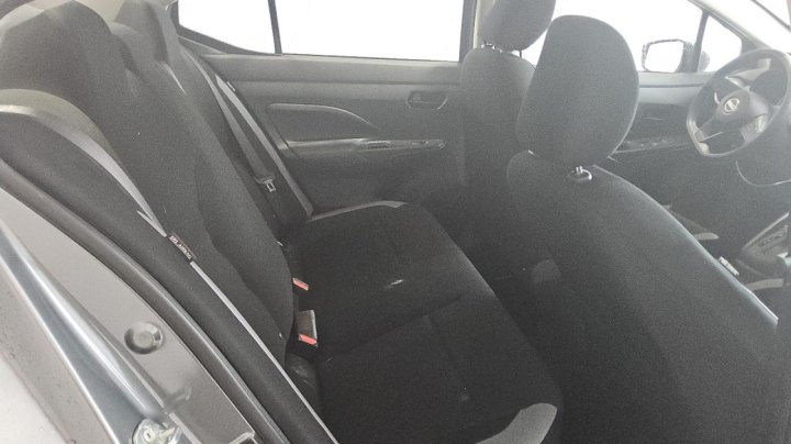Nissan Versa S 2025