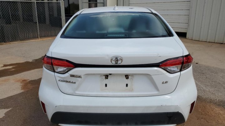 Toyota Corolla LE 2022