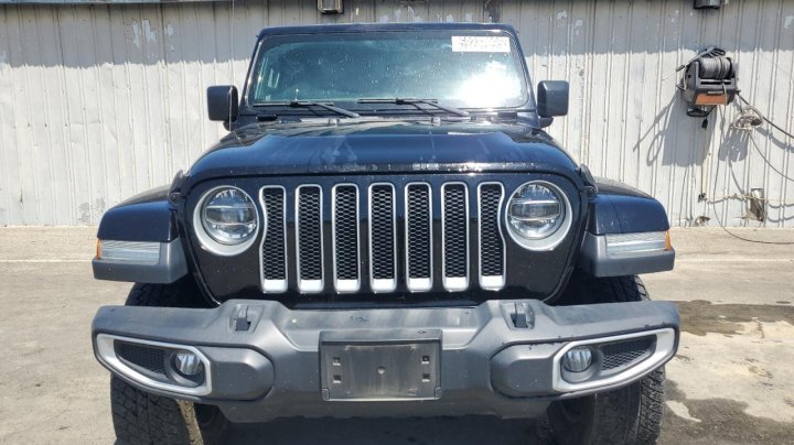 JEEP WRANGLER UNLIMITED SAHARA 2020