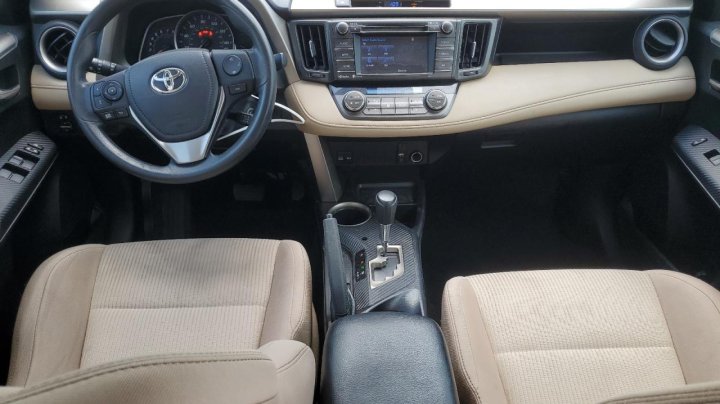 Toyota RAV4 XLE 2015