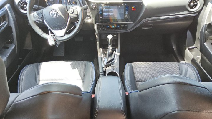 Toyota Corolla L 2019