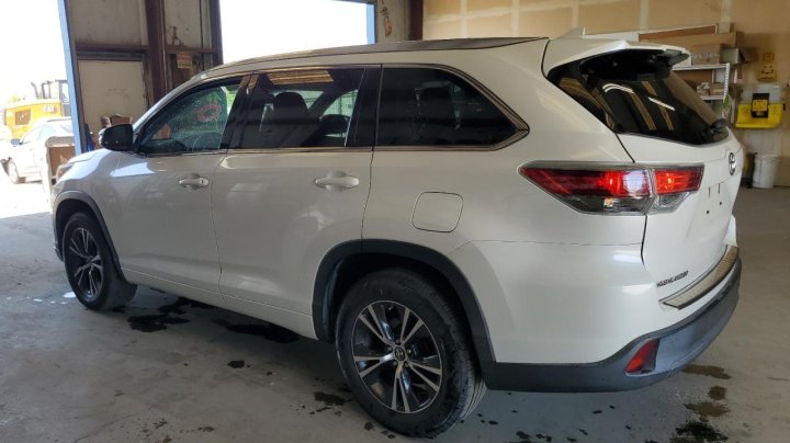 Toyota Highlander XLE 2016
