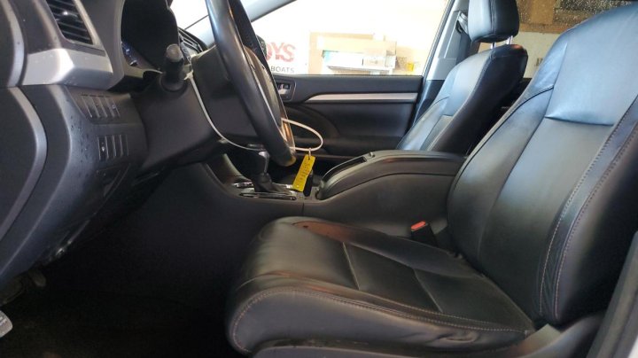Toyota Highlander XLE 2016
