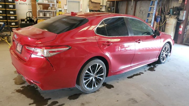 Toyota Camry SE 2020