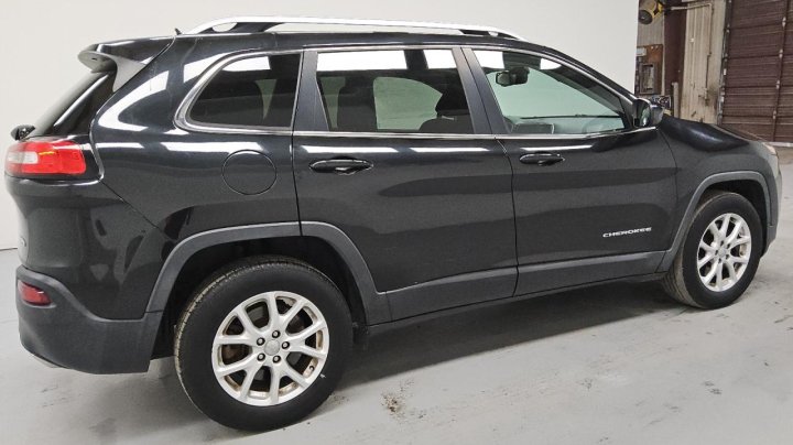 JEEP Cherokee LATITUDE 2015