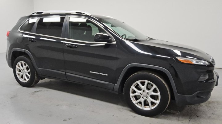 JEEP Cherokee LATITUDE 2015
