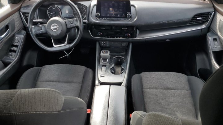 Nissan ROGUE SV 2023