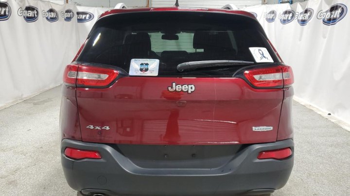 JEEP Cherokee LATITUDE 2018