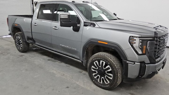 GMC Sierra K2500 DENALI ULTIMATE 2024