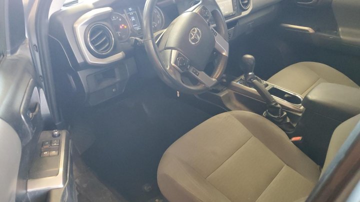 Toyota TACOMA ACCESS CAB 2018
