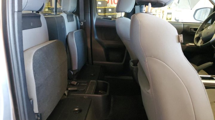 Toyota TACOMA ACCESS CAB 2018