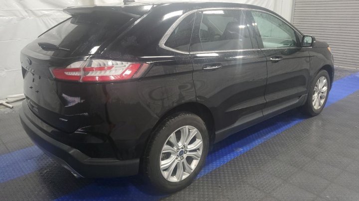 Ford EDGE TITANIUM 2022