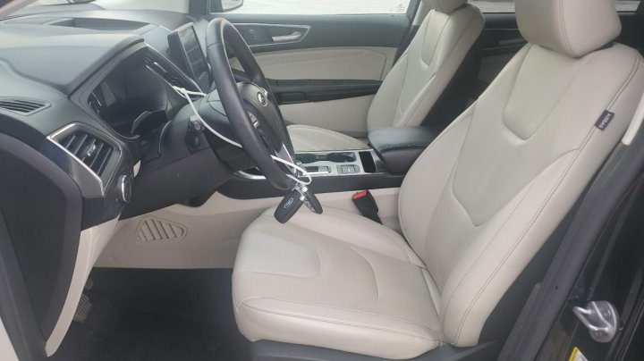 Ford EDGE TITANIUM 2022
