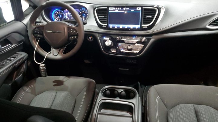 CHRYSLER Pacifica TOURING 2024