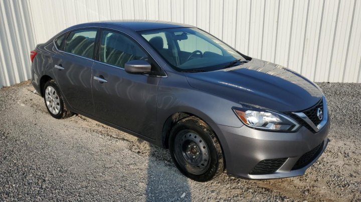 Nissan Sentra S 2018