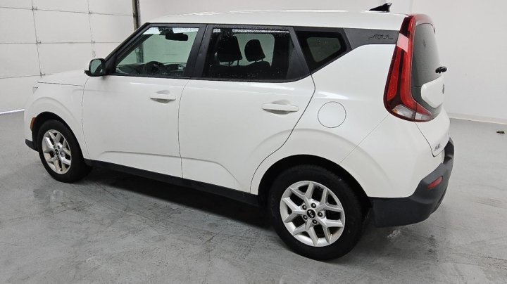 KIA Soul LX 2021