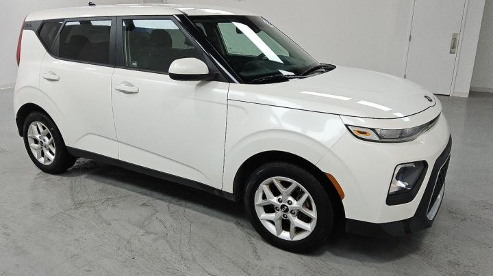 KIA Soul LX 2021