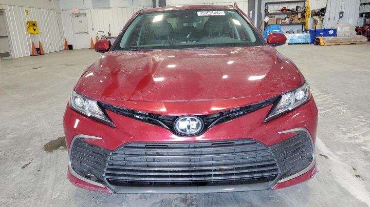 Toyota Camry LE 2022
