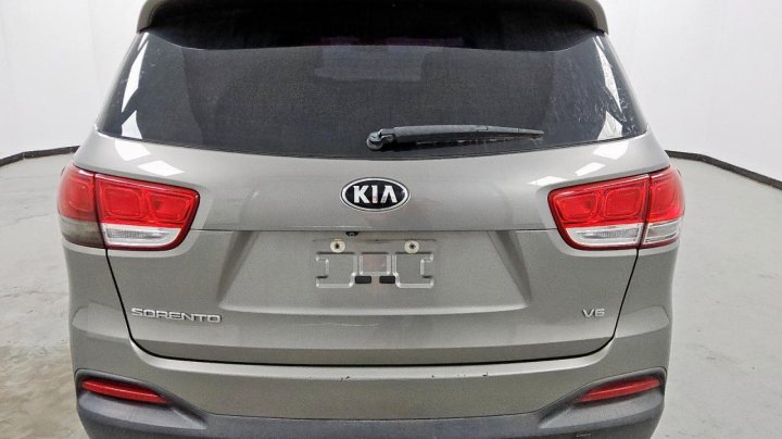 KIA Sorento LX 2017