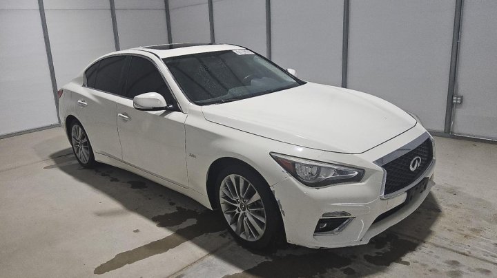 INFINITI Q50 LUXE 2018