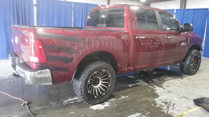 RAM 1500 SLT 2018