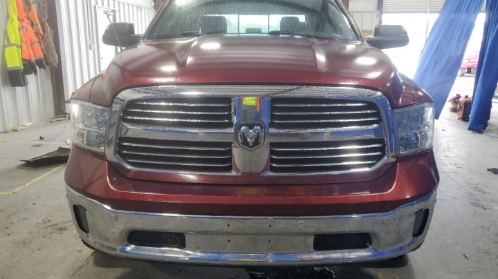 RAM 1500 SLT 2018