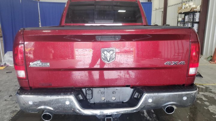 RAM 1500 SLT 2018