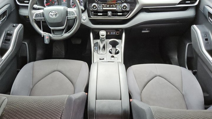 Toyota Highlander L 2022