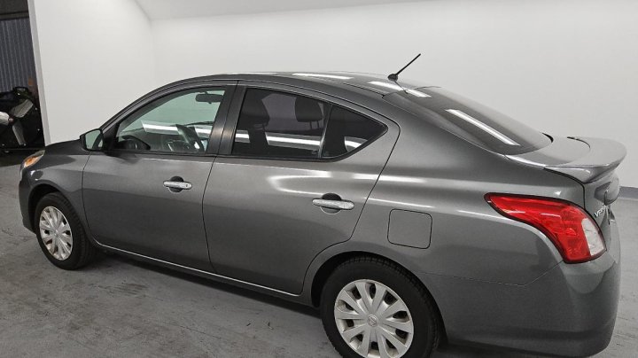 Nissan Versa S 2016
