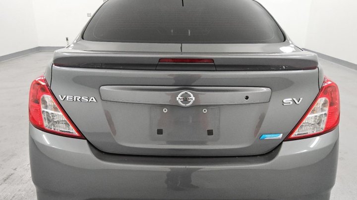 Nissan Versa S 2016