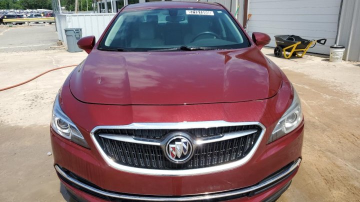 Buick Lacrosse  2017