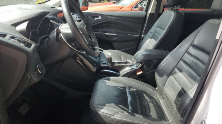 Ford Escape  2015