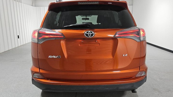 Toyota RAV4  2016