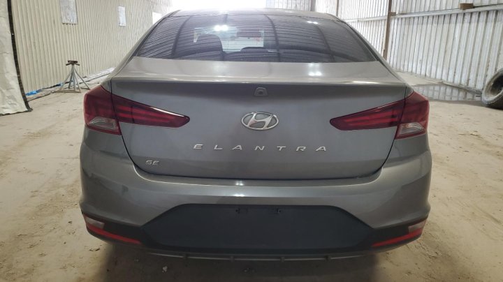 Hyundai Elantra  2019