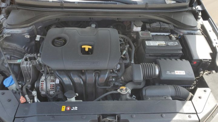 Hyundai Elantra  2019