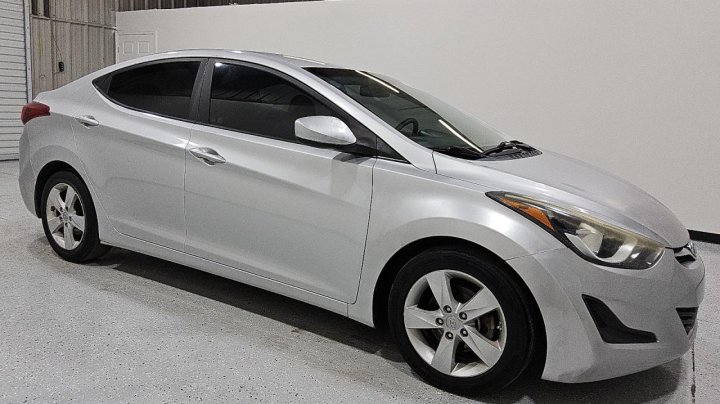 Hyundai Elantra  2016