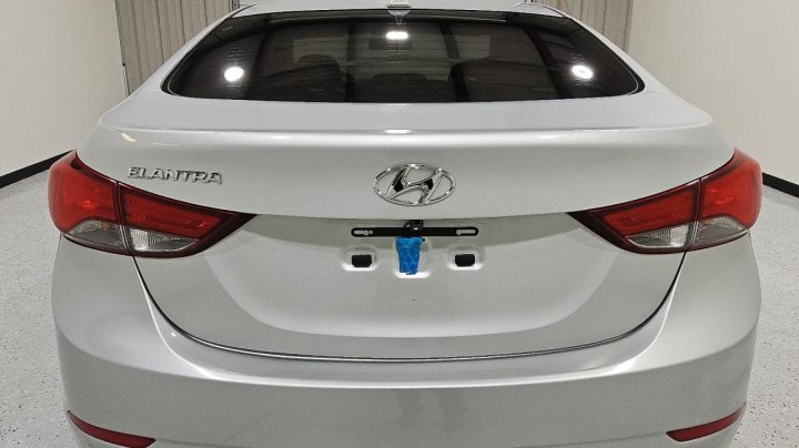 Hyundai Elantra  2016