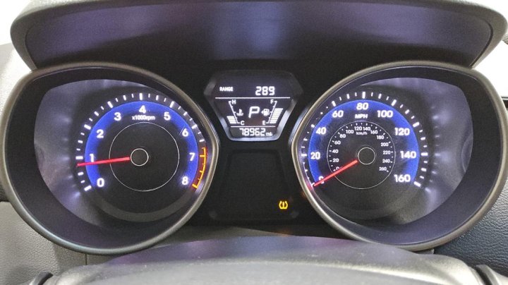 Hyundai Elantra  2016