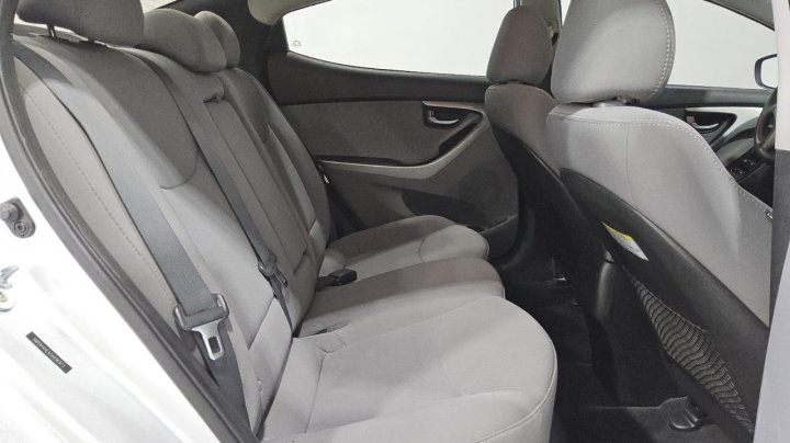 Hyundai Elantra  2016