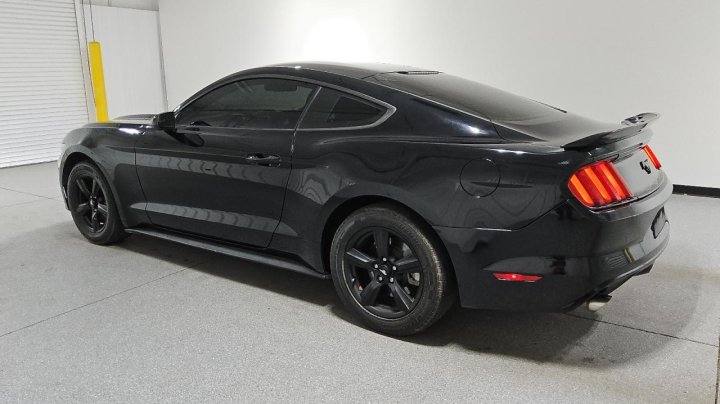 Ford MUSTANG  2016