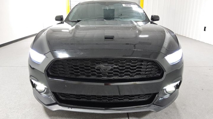 Ford MUSTANG  2016