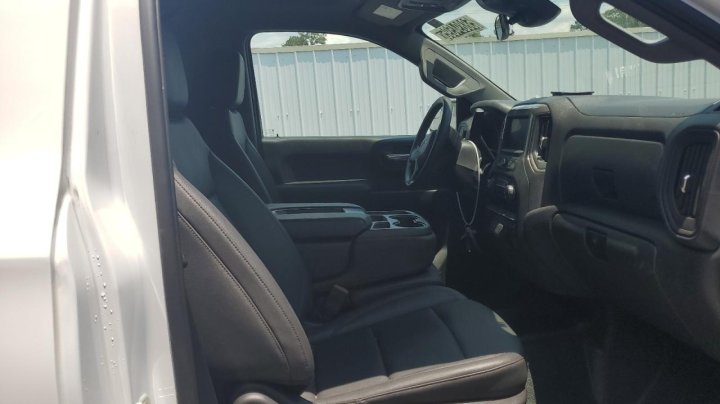 Chevrolet Silverado  2023