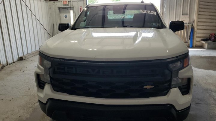 Chevrolet Silverado  2023